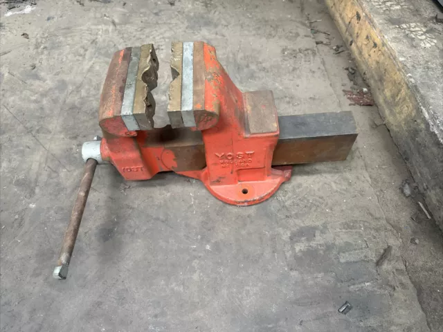 Heavy Duty Yost 6” Bench Vise