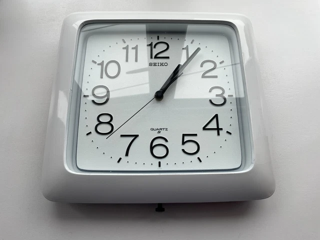 VINTAGE SEIKO QUARTZ Wall Clock | Retro 1980s | Made In Japan 