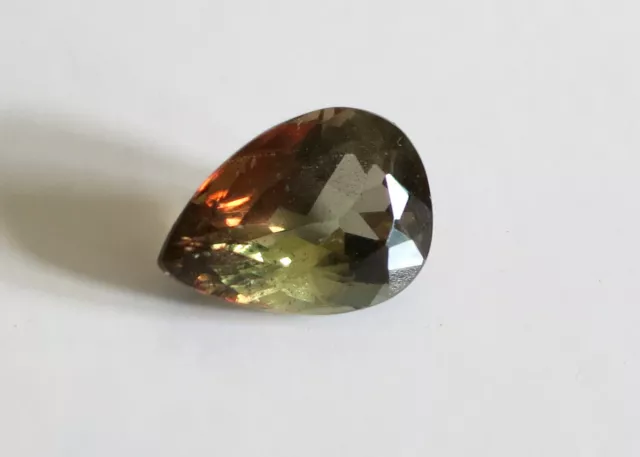 2.67 carat BEAUTIFUL MYSTIC CHAMELEON GREEN ORANGE ANDALUSITE PEAR VS