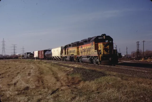 Chessie System B&O EMD GP40-2 Kodachrome original Kodak Slide