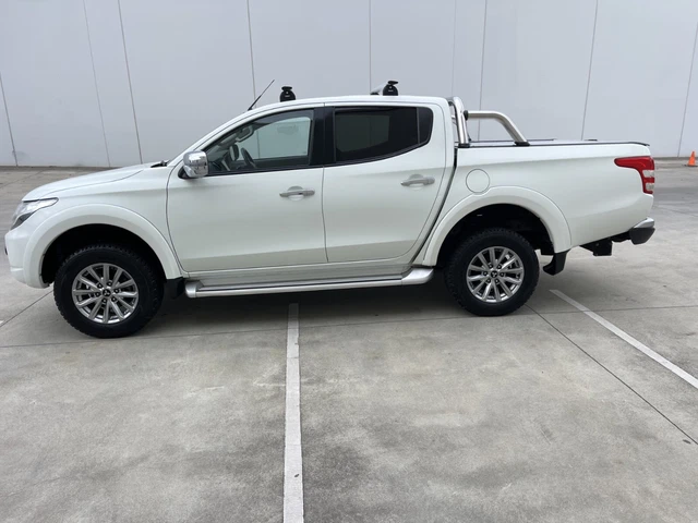 Mitsubishi Triton 2018 2.4L Gls 4Wd 77000Kms Dual Cab Ute Clean Inside & Out