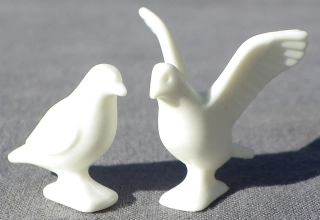 Lot De 3 Figurines PLAYMOBIL Pigeons Gris - Pièces Détachées Neuves, Références Diverses - Fabriqué En Allemagne