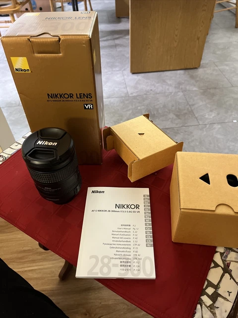 Nikon AF-S FX NIKKOR 28-300mm F/3.5-5.6G ED VR Zoom Lens