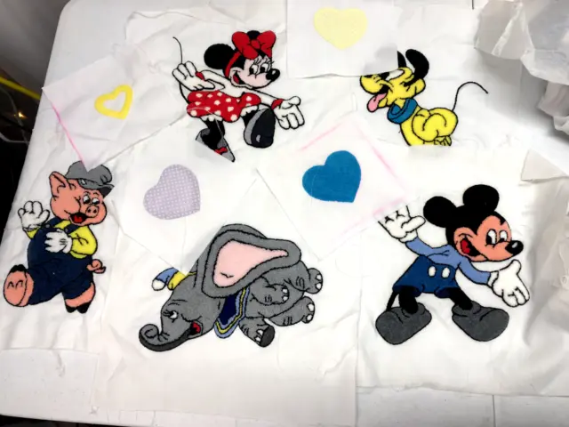 Cuadrados de edredón con aguja perforadora de Disney de colección Mickey Minnie Pluto Porky Dumbo Hearts