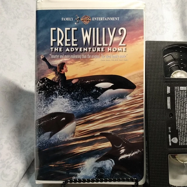 Free Willy Movie FREE WILLY 2: The Adventure Home (VHS, 1995, Clam