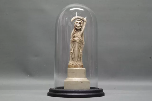 Tödlein  Schnitzerei Skelett Wunderkammer Memento Mori Sensenmann  21 cm