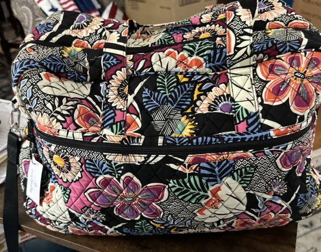 NWTVera Bradley Grand Traveler Bag in Quilted Cotton in Kauai Floral $155 Retail