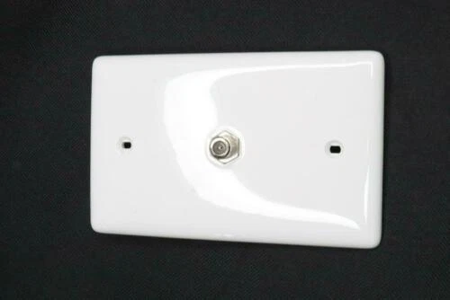 (4-Pk) Hubbell Molded Plate Flush Mount Single F-Con White 1 Gang NS750W