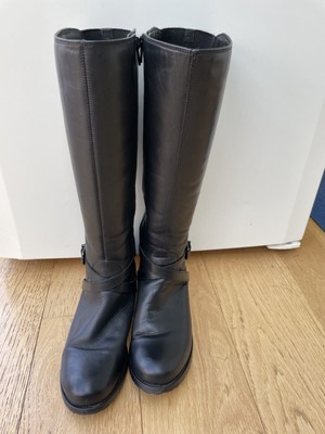 LADIES CLARKS WIDE fit Nessa Clare 