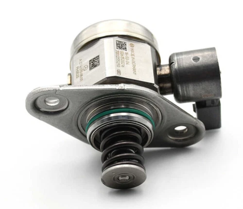 Mercedes-Benz OM642 Hochdruckpumpe A6420701301 Im Tausch