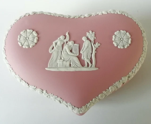 Wedgwood - Rose et Blanc Cœur Bibelot Boite Groupe Avec Cage