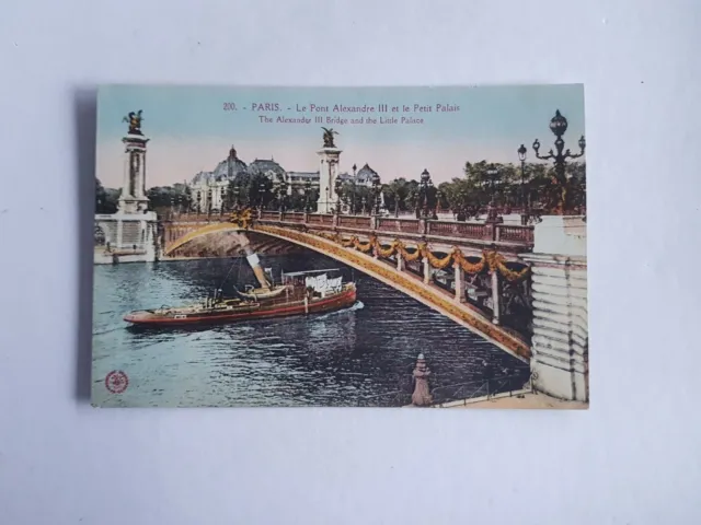 CPA 200. Paris, le pont alexandre III et le petit palais
