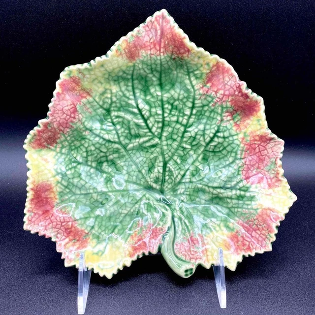 Bordallo Pinheiro Autumn Harvest Leaf Majolica Portugal Footed 7 1/4 Plate