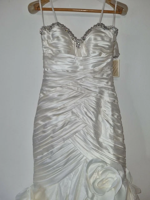 Little Mistress - Vestito Lungo Da Sposa In Raso Color Avorio Allacciato Al Collo - Foto 10