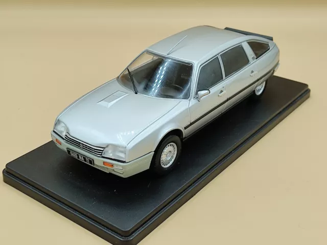 1/24 Citroën CX 2500 Prestige Phase 2 Gris 1986 IXO Hachette Défauts Issues