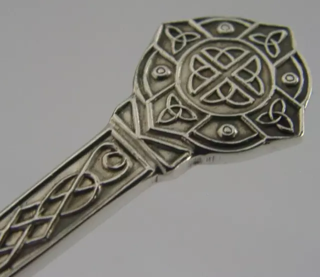 Celtic English Solid Sterling Silver Lindisfarne Pattern Caddy Spoon 1991