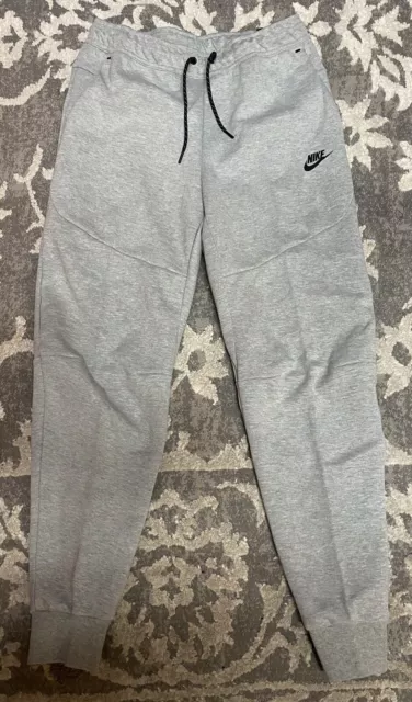 Nike Tech Fleece Slim Fit Joggers Pants Heather Grey Mens Sz Large CU4495-063