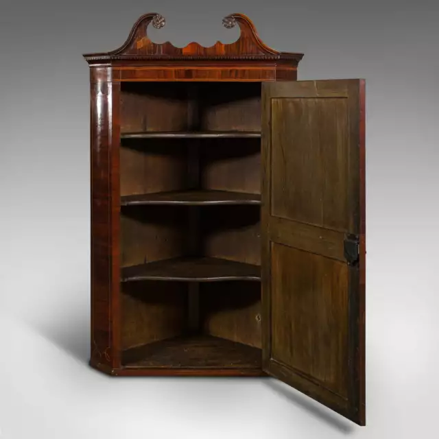 Antiker Eckschrank, englisch, Flammenmahagoni, Wandschrank, georgisch, C.1760 3