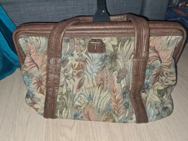Borsa a tracolla vintage arazzo ricamo floreale St Michael's Marks & Spencer