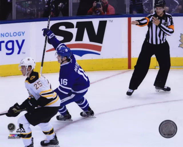 Toronto Maple Leafs 8x10 Picture Mitch Marner 1st Goal Picture NHL Hockey Photo