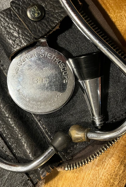 Vintage/Antique B-D Becton Dickenson Fleischer Stethoscope Rutherford NJ W/ Case 3