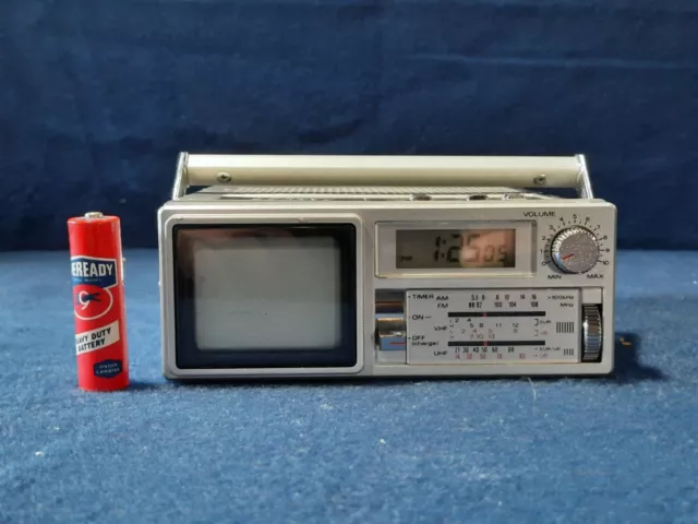 Vintage Sanyo CRT TV Clock Radio 2