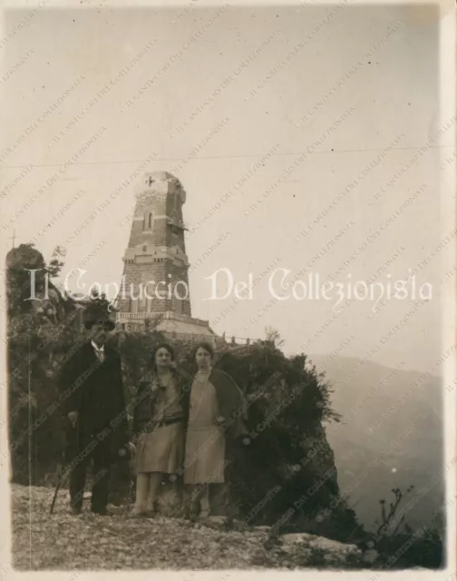 1928 Famiglia in posa Sacrario militare Ossario del Pasubio Fotografia