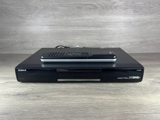 Humax PVR-9300T 320GB HDD Freeview+ Digital TV Box Recorder & Twin Tuner 320GB