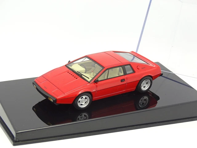 Auto Art 1/43 - Lotus Esprit Rouge
