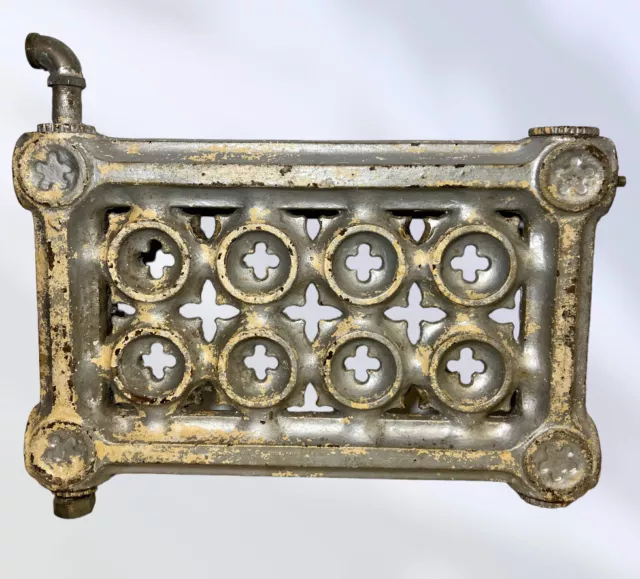 Antique Cast Iron Petite Thin Radiator Steam Hot Water 22.5 X 14” Antique Cast Iron Petite Thin Radiator Steam Hot Water 22.5 X 14”