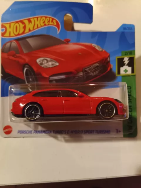 Hot Wheels Porsche Panamera Turbo S E-Hybrid Sport Turismo Rosso 2/10  Nuovo.