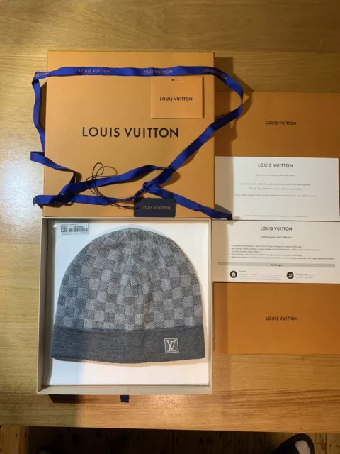 Louis Vuitton Neo Petit Damier Beanie in Grey Wool ref.876586