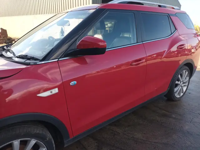 2018 Ssangyong Tivoli Xlv Passenger Front Door Mk1