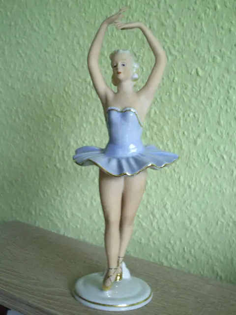 "  Porzellanfigur " - *  Ballerina * - Gemarkt - * Fasold & Stauch *