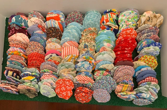 Piezas de edredón vintage Yo-Yo. Lote de 246