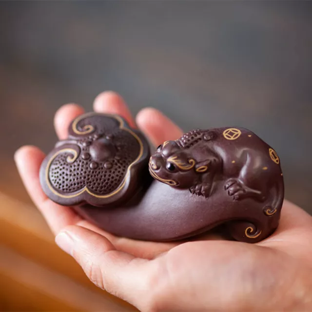 China Yixing Zisha Pottery Porcelain Fengshui Ruyi Unicorn Beast Wealth Tea Pet