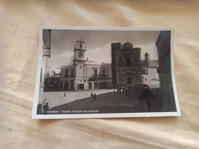 21) Monteroni Piazza Igniazio Falconieri Viaggiata B/N
