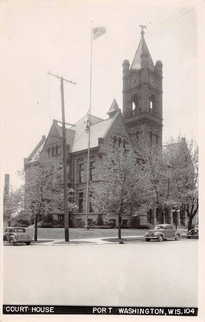 B41/ Port Washington Wisconsin RPPC Real Photo Postcard 1960 Court House