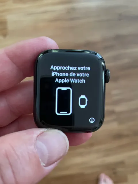 Apple Watch Series 5 44mm Edelstahlgehäuse + Cellular
