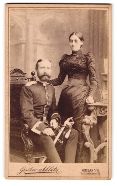 Fotografie Gustav Schlüter, Goslar a. H., Breitestr. 91, Offizier in Uniform mi