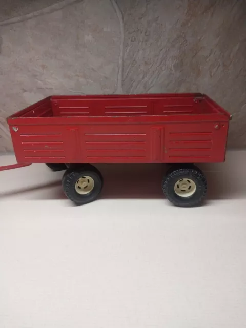 Ertl 1/16 Scale International Toy Tractor Wagon pressed steal