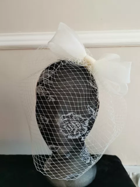 ivory off white crin fascinator headband head piece wedding veil ascot bridal