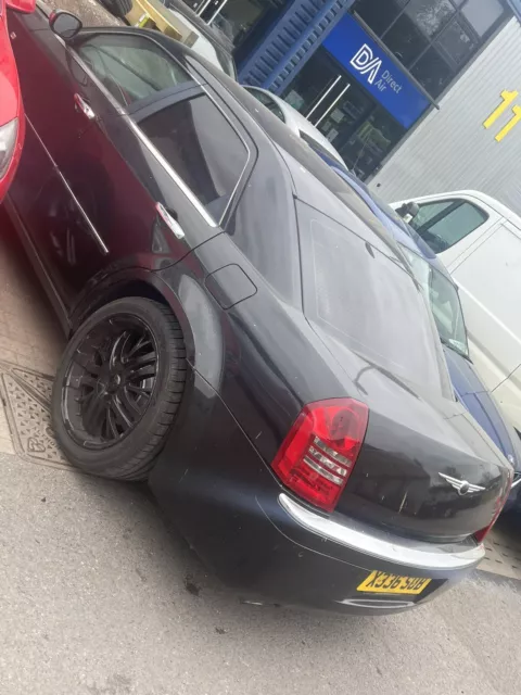 Breaking Chrysler 300C 3.0 CRD V6 4dr (05 - 10) All parts available 2