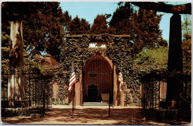 Mount Vernon Virginia George Washington Tomb Historial Site USA Vintage Postcard