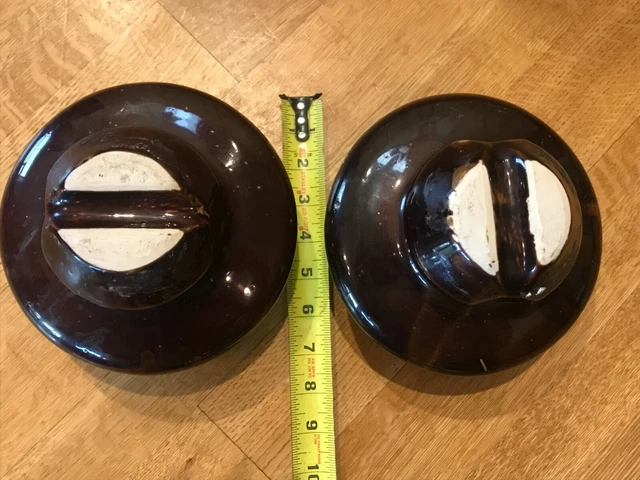 2 Vintage Antique VICTOR Brown Porcelain Insulators R=00 4