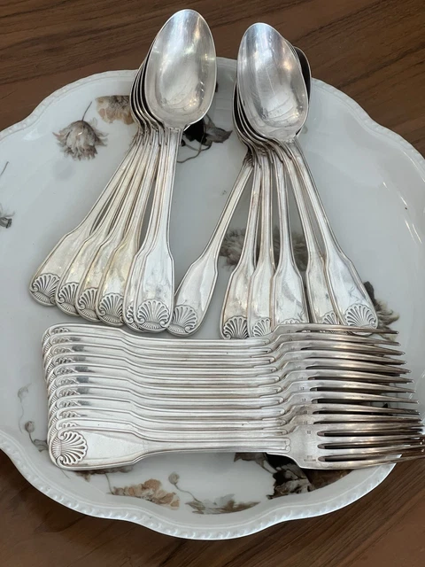 CHRISTOFLE ménagère 37 couverts en métal argenté modèle