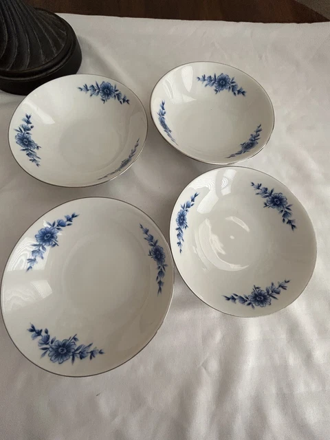 Eschenbach Danish Blue Bavarian China 5" dessert/fruit or sauce bowl Set of 4 Eschenbach Danish Blue Bavarian China 5" dessert/fruit or sauce bowl Set of 4