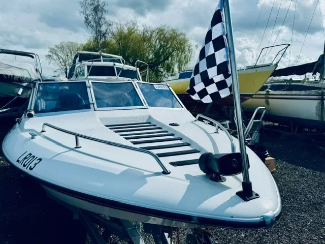 Fletcher Speed Boat with Trailer 21ft