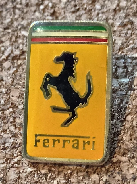 Pin's Chevrolet Corvette Automobile Voiture Logo Emblème Vintage Pins