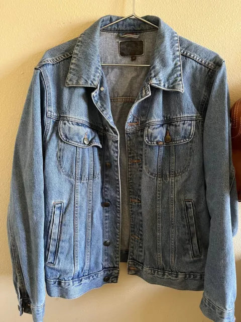 Vintage Lee Denim Jacket - Size Medium Faded Blue